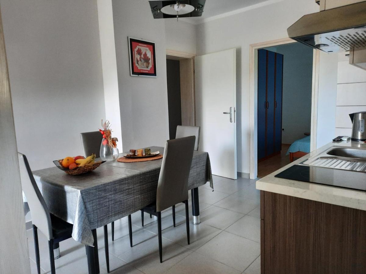 Apartmani Ivica Krk Town Luaran gambar